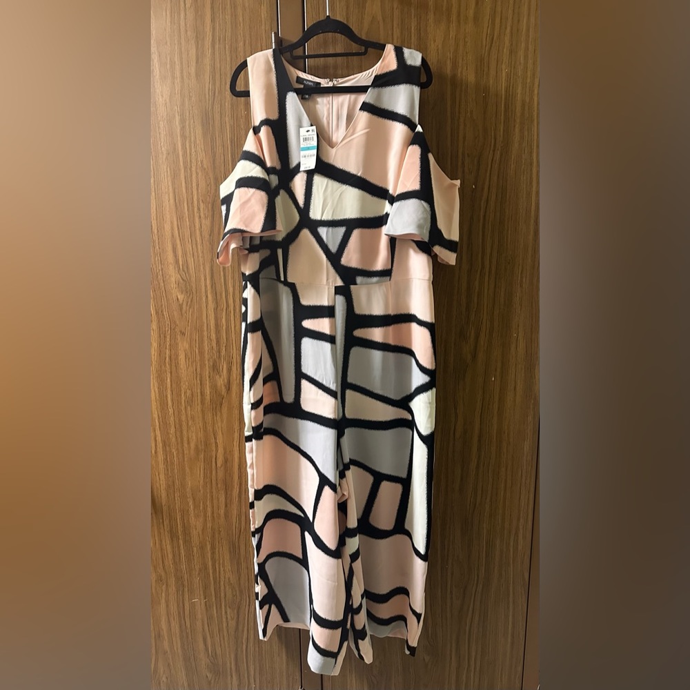 Beautiful Jumper Size 16